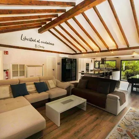 منزل ريفي La Colina De Charly بينايمانتل