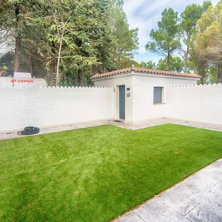 La Colina De Charly بينايمانتل