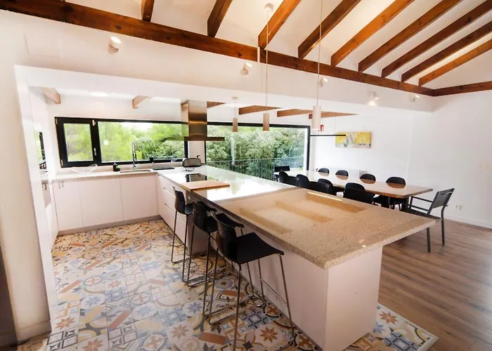 La Colina De Charly Benimantell